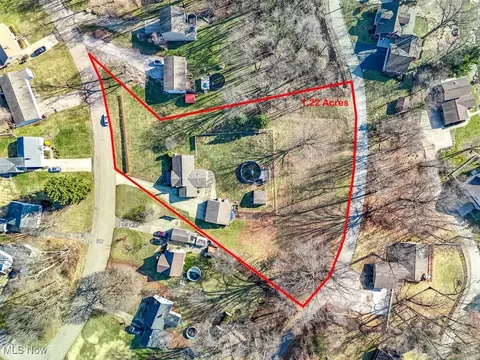 4220 Lake Heights Rd NW, Canton, OH 44708 photo 5
