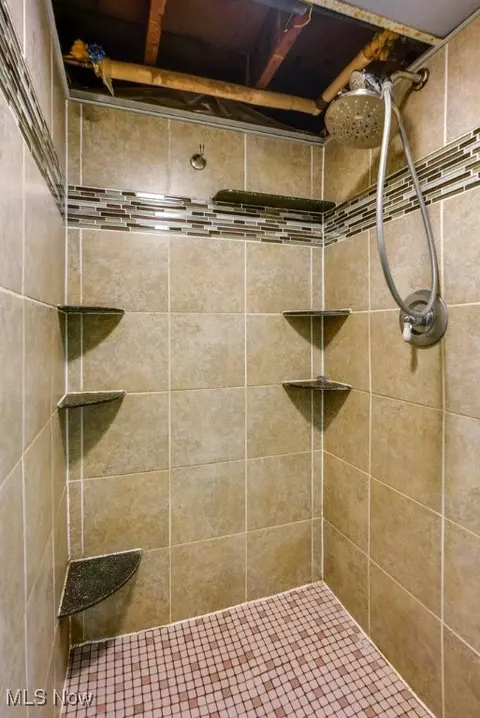 4220 Lake Heights Rd NW, Canton, OH 44708 photo 29