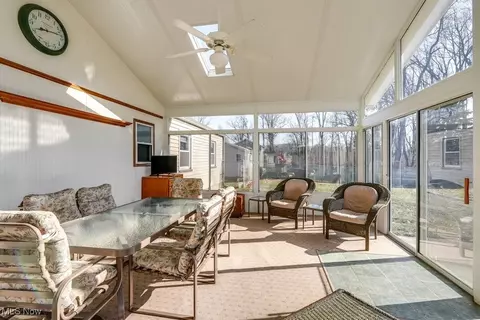 4220 Lake Heights Rd NW, Canton, OH 44708 photo 19