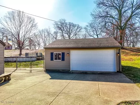 4220 Lake Heights Rd NW, Canton, OH 44708 photo 34