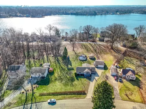 4220 Lake Heights Rd NW, Canton, OH 44708 photo 43