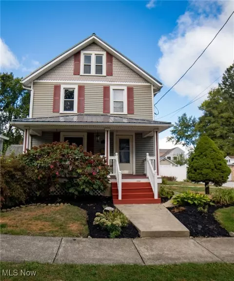 517 S Walnut St, Orrville, OH 44667