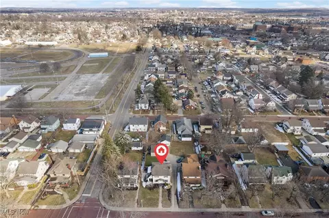 View/Area - 262 Bellflower Ave NW, Canton, OH 44708 photo 1 of 3