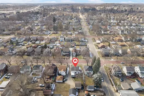 View/Area - 262 Bellflower Ave NW, Canton, OH 44708 photo 2 of 3