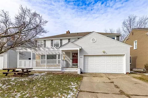 2444 Milton Rd, University Heights, OH 44118