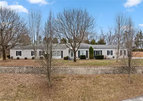 67800 Graham Rd, Saint Clairsville, OH 43950