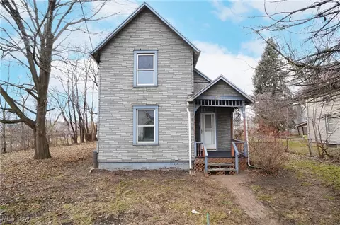 1377 Park Ave SW, Canton, OH 44706