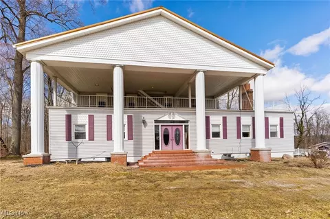 9182 Youngstown Salem Rd, Canfield, OH 44406