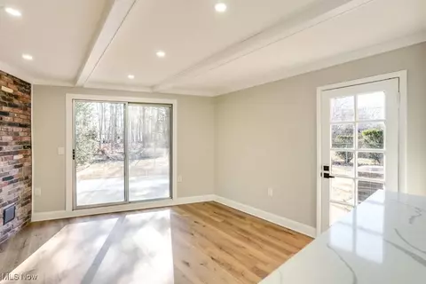 Living - 509 Walnut Dr, Euclid, OH 44132 photo 6 of 11