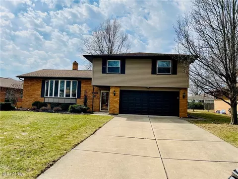 15301 Hickox Blvd, Middleburg Heights, OH 44130