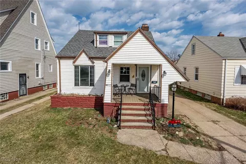 13522 Sherry Ave, Cleveland, OH 44135