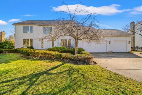 387 Leverett Ln, Highland Heights, OH 44143