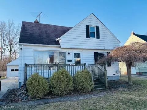 30314 Fern Dr, Willowick, OH 44095