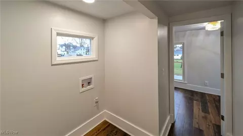 Entry Way - 534 E Main St, Bellevue, OH 44811 photo 4 of 7