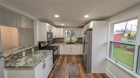Kitchen - 534 E Main St, Bellevue, OH 44811 photo 2 of 3