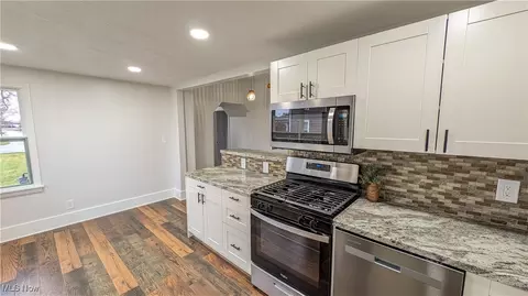 Kitchen - 534 E Main St, Bellevue, OH 44811 photo 3 of 3