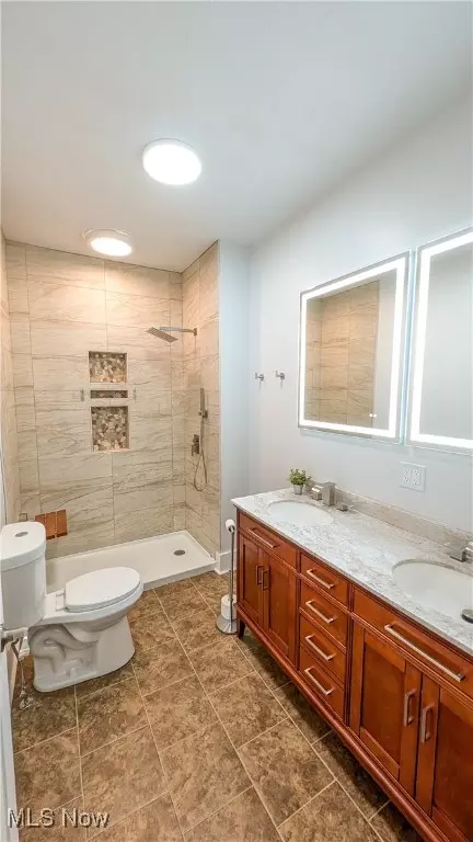 Bath - 534 E Main St, Bellevue, OH 44811 photo 2 of 7