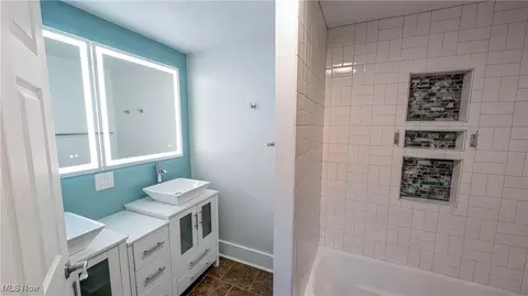 Bath - 534 E Main St, Bellevue, OH 44811 photo 4 of 7