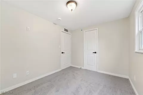 Bedroom - 917 Euclid Ave, Lorain, OH 44052 photo 3 of 7