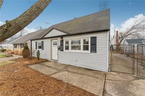 917 Euclid Ave, Lorain, OH 44052