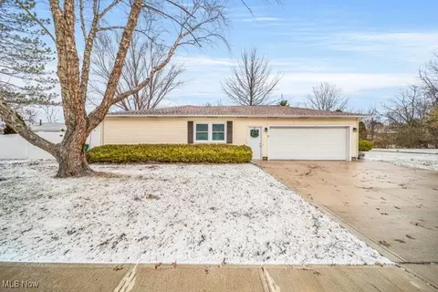 7070 Brandywine Dr, Mentor, OH 44060