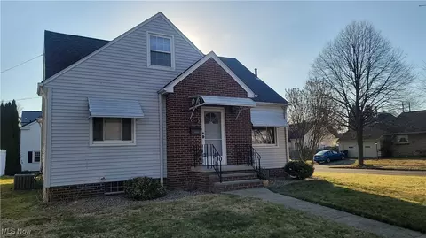 565 S Firestone Blvd, Akron, OH 44301