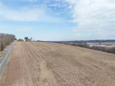 4194 Batdorf Rd, Wooster, OH 44691