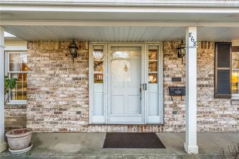 868 Glenbrook Rd, Boardman, OH 44512 photo 4