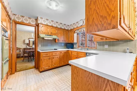 868 Glenbrook Rd, Boardman, OH 44512 photo 13