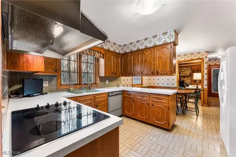 868 Glenbrook Rd, Boardman, OH 44512 photo 12