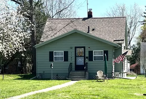 1187 Winton Ave, Akron, OH 44320