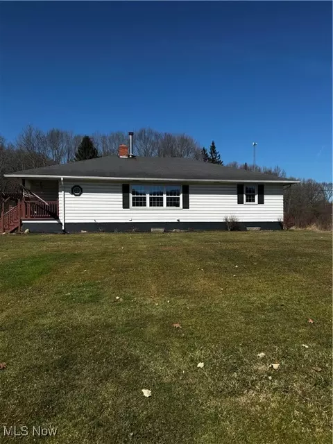 2180 Neeld Rd, East Palestine, OH 44413