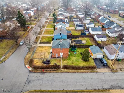 21001 Priday, Euclid, OH 44123 photo 38