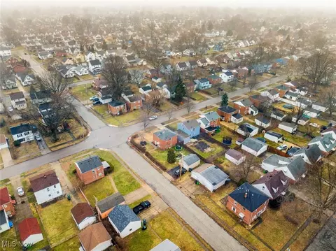 21001 Priday, Euclid, OH 44123 photo 45