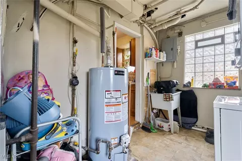 21001 Priday, Euclid, OH 44123 photo 22