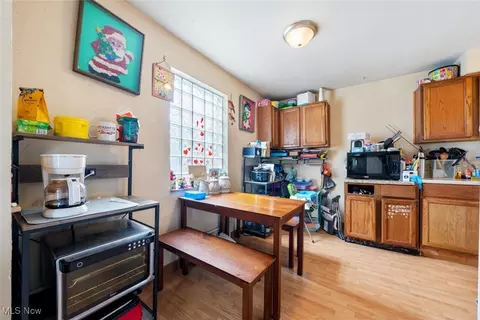 21001 Priday, Euclid, OH 44123 photo 6