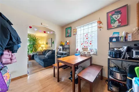 21001 Priday, Euclid, OH 44123 photo 7