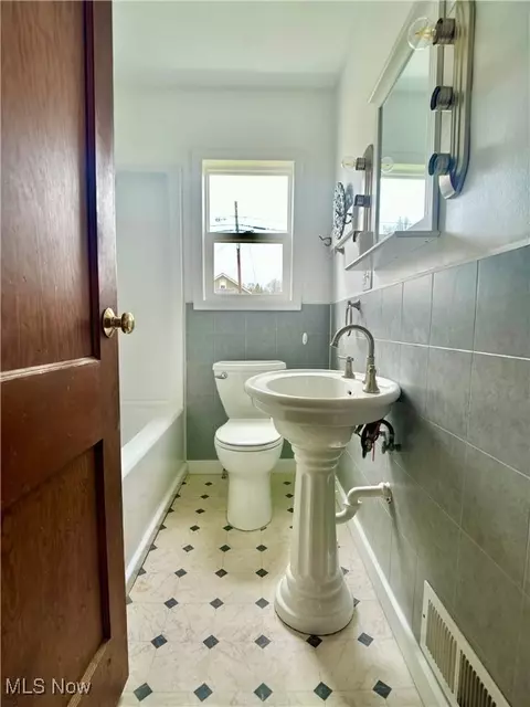 Bath - 111 Main St, Philo, OH 43771 photo 1 of 3