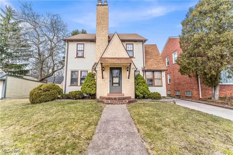 3729 Grosvenor Rd, South Euclid, OH 44118