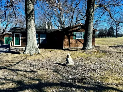 23606 Royalton Rd, Columbia Station, OH 44028