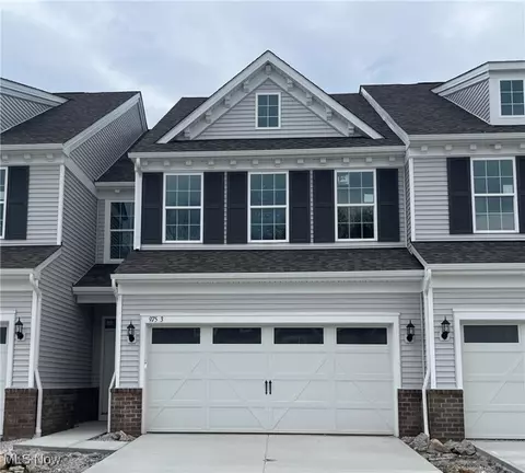 975 Memory Ln # -3, Aurora, OH 44202