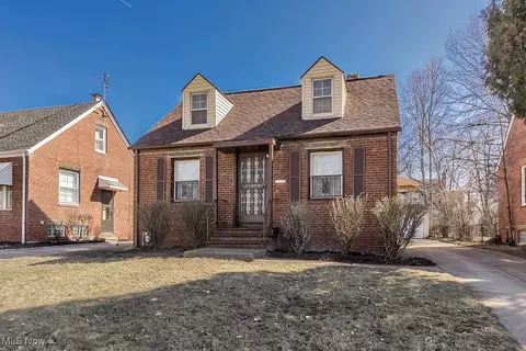 3931 Lee Heights Blvd, Cleveland, OH 44128