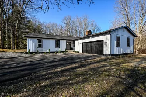 5215 Rootstown Rd, Ravenna, OH 44266