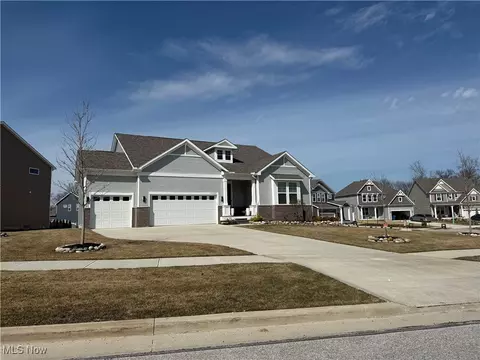 35287 Bald Eagle Ln, Willoughby, OH 44094 photo 2
