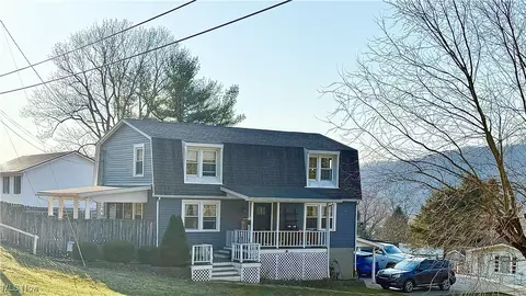 711 N 9th Ave, Paden City, WV 26159