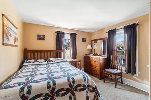 239 Dayton Pl, Akron, OH 44310 photo 10