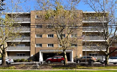 3333 Warrensville Center Rd #204, Shaker Heights, OH 44122