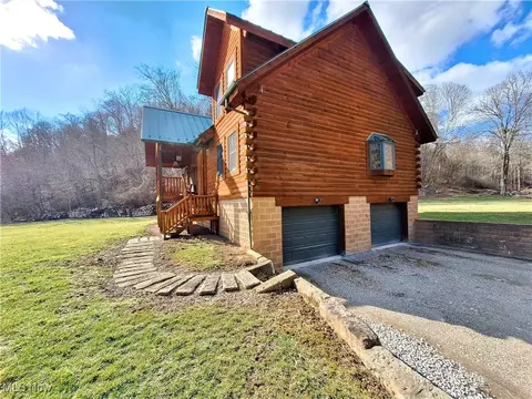 587 N Fork Rd, Wheeling, WV 26003 photo 2