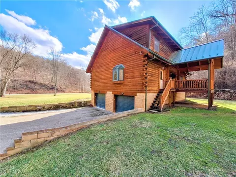 587 N Fork Rd, Wheeling, WV 26003 photo 4