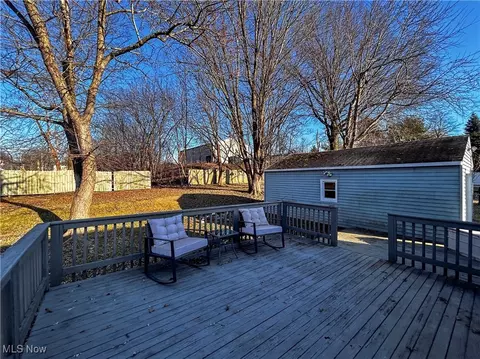 Exterior - 7041 Claybourne Ave, Boardman, OH 44512 photo 3 of 4